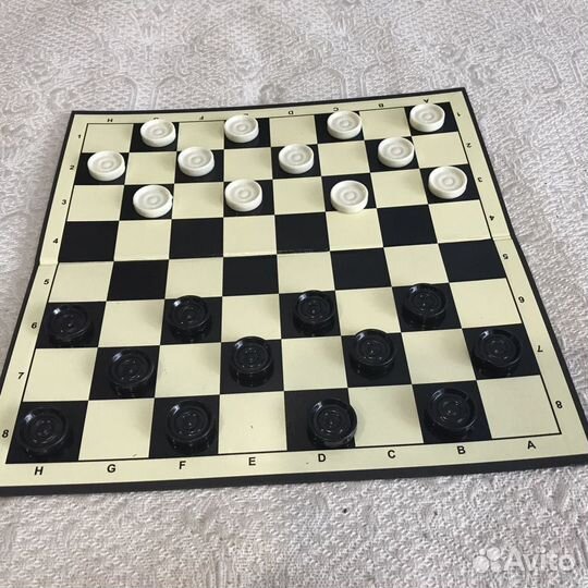 Настольные игры. Шашки, домино