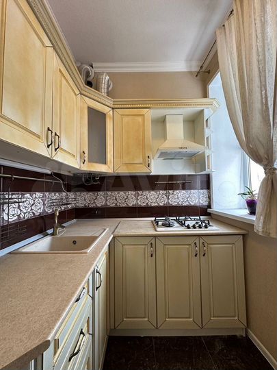 2-к. квартира, 50 м², 3/4 эт.