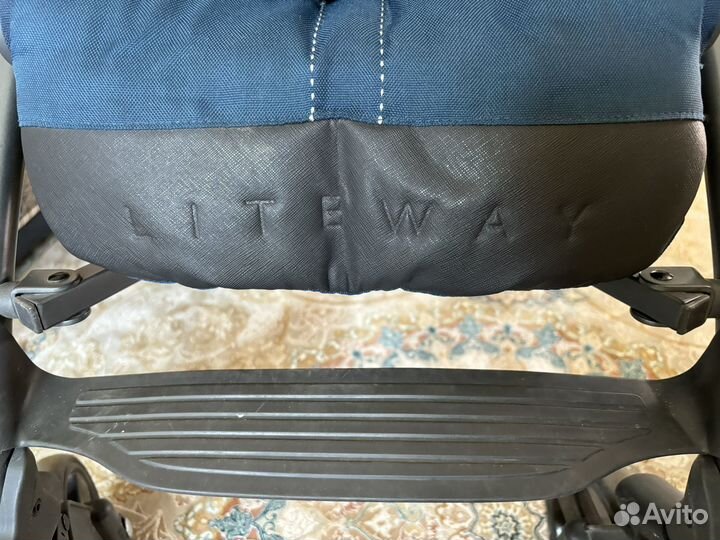 Коляска прогулочная трость chicco