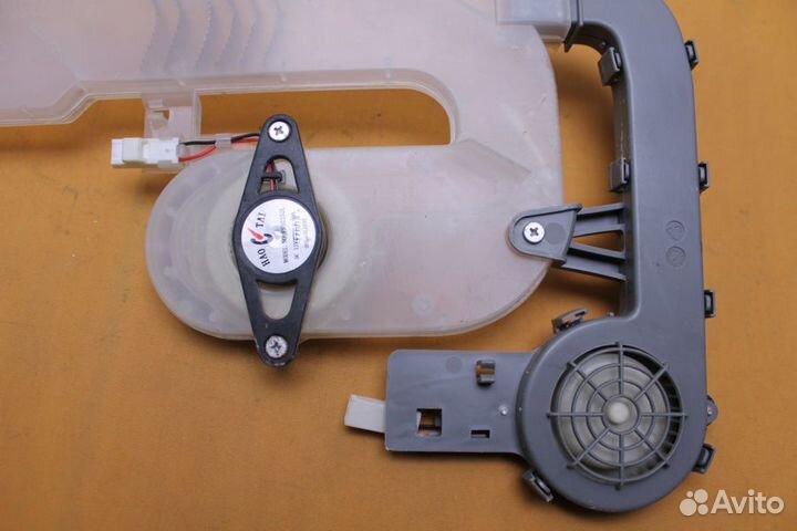 Теплообменник Candy 673002600078 бу. 7302