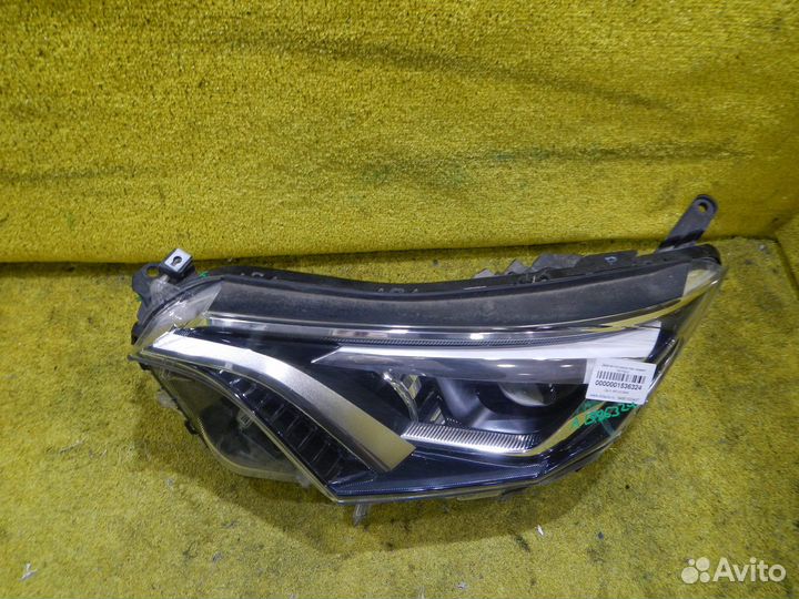 Фара левая Toyota RAV4