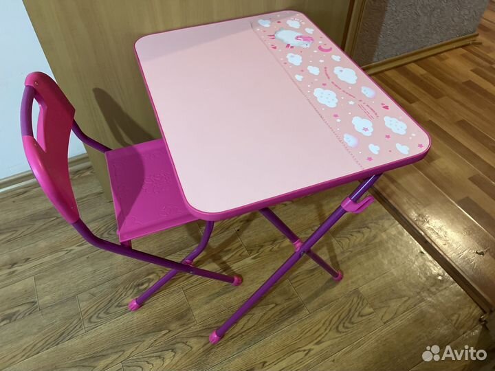 Детский стол и стул