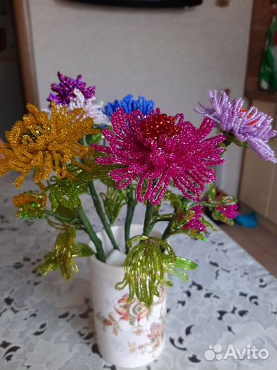 Самодельные цветы из бисера