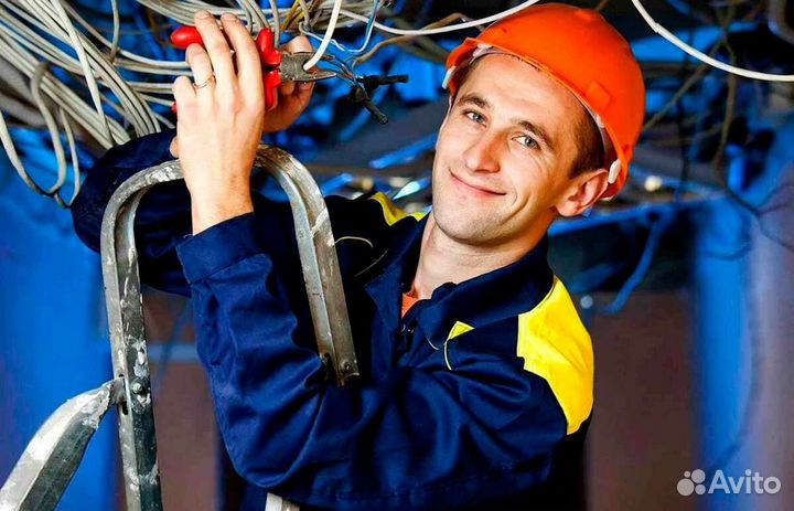 Помощник техника