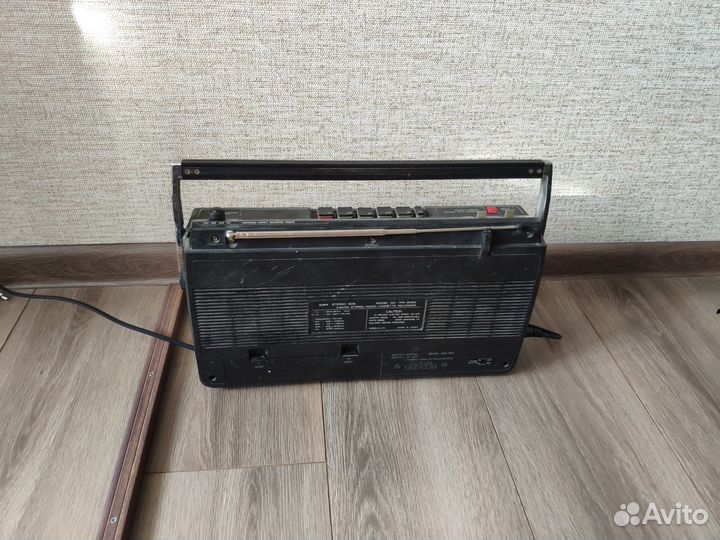 Радиомагнитола Aiwa 906