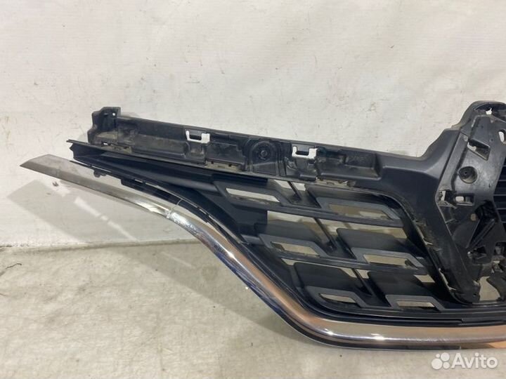 Решетка радиатора Renault Kaptur 1 2020