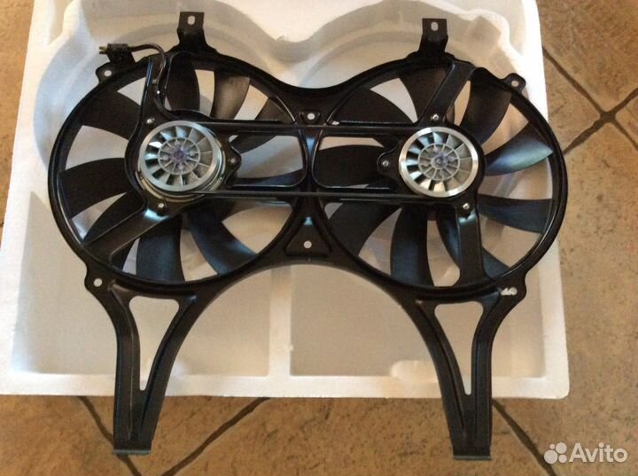 Вентилятор кондиционера mersedec E-210 в сборе нов