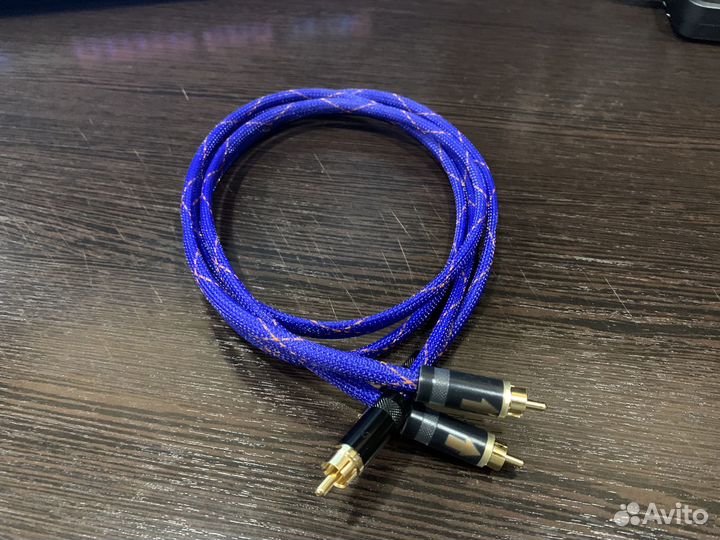 Межблочный кабель Hi-End RCA 1м хб оплетке