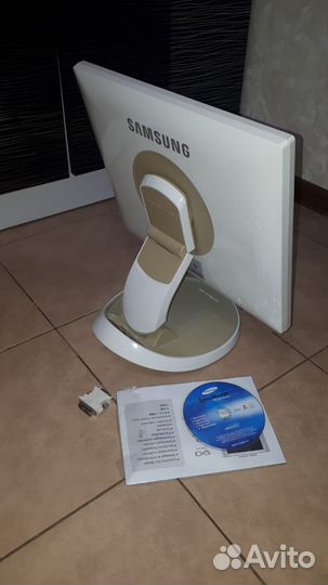 Монитор Samsung 760 вf