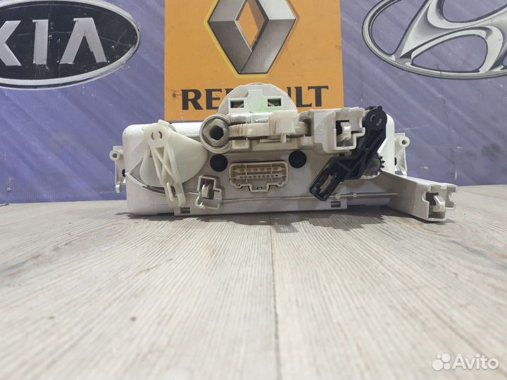 Блок управления печкой печки Renault scenic 2