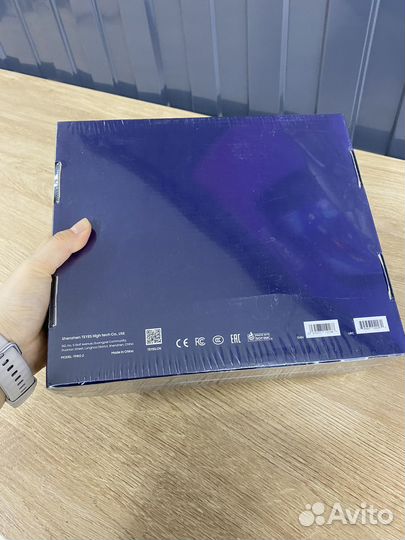 Автомагнитола в стиле Тесла