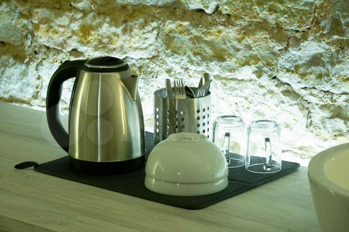 Комната 13 м² в 7-к., 1/6 эт.