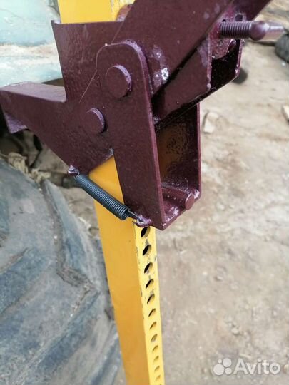 Домкрат реечный Hi jack