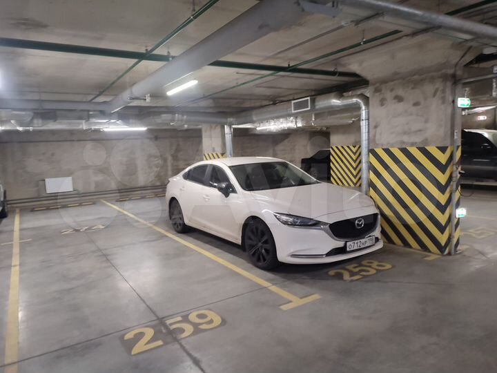 Машиноместо, 15 м²