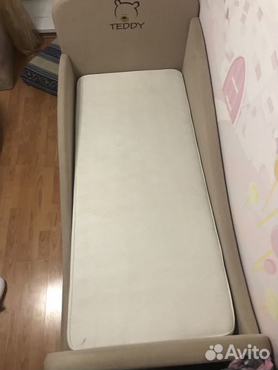 Продается детская кровать с матрасом