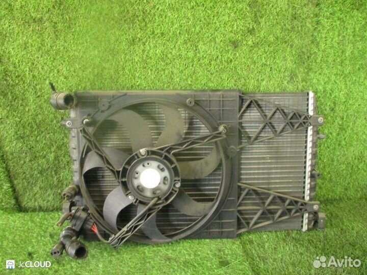 Радиатор основной на volkswagen polo 9N3 BKY