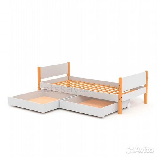 Детская кровать из массива Prado