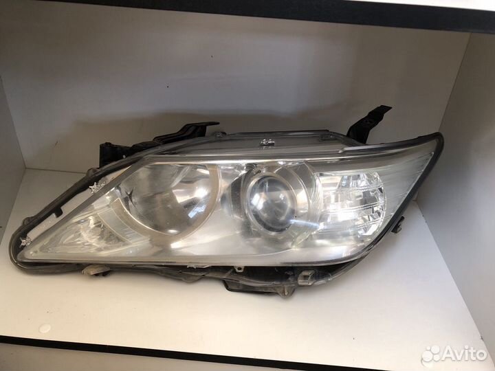 Фары (галоген) Toyota Camry V50 (ю/у, оригинал)