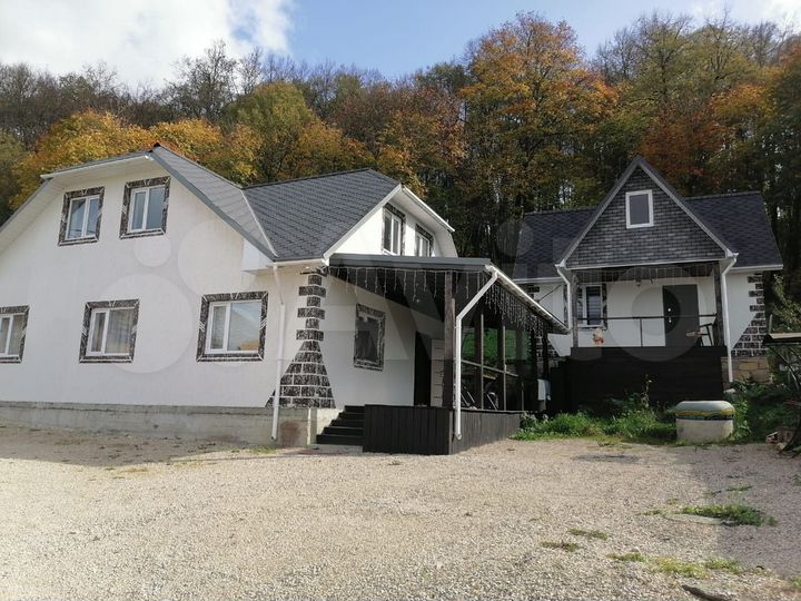 Гостиница, 330 м²