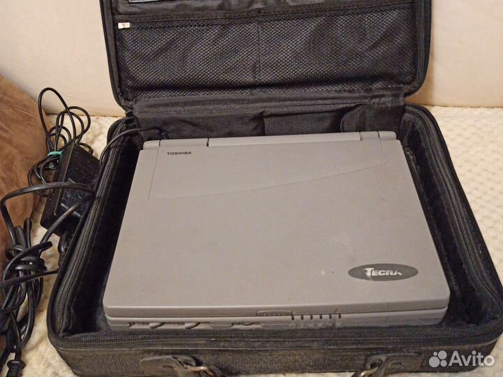 Ноутбук Toshiba Tecra 550CDT (раритет)
