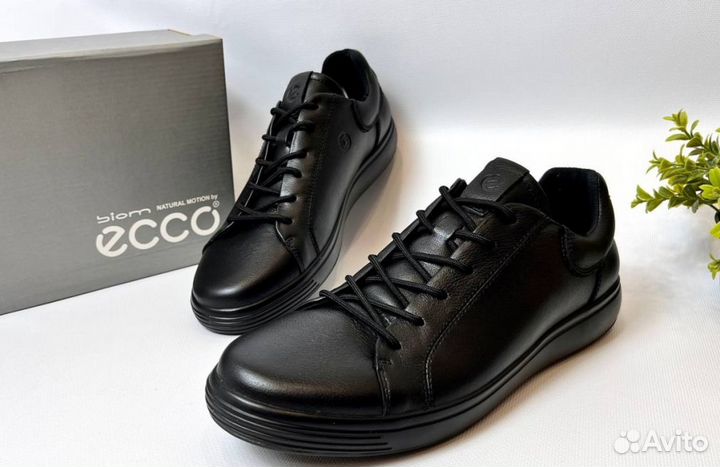 Кроссовки Ecco легкие