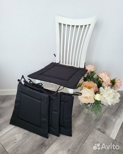 Комплект сидушки подушки на стулья.12 цветов