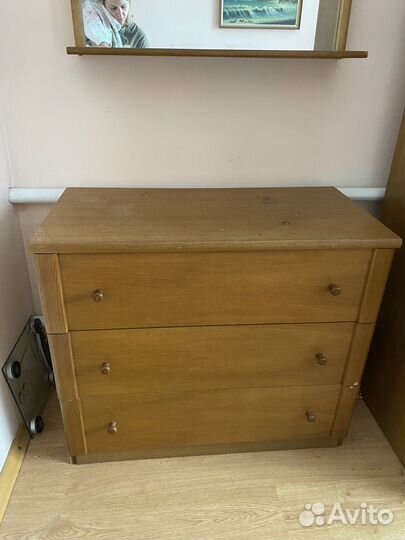 Спальный гарнитур