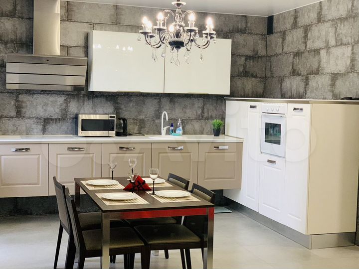 Квартира-студия, 43 м², 15/25 эт.