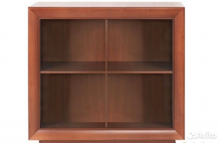 Тумба витрина