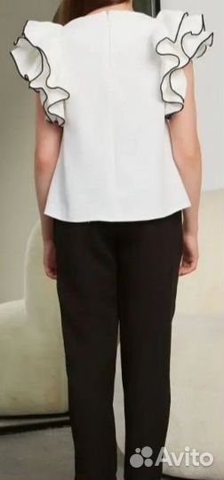 Блузка школьная нарядная 152 р