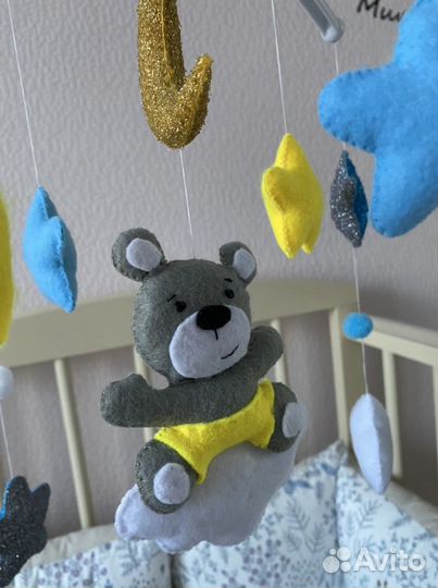 Мобиль с кронштейном и музыкальным блоком