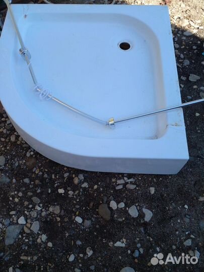 Душевой поддон 80х80