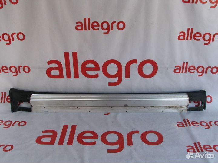 Porsche Cayenne накладка порога правого 2010+