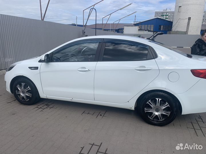 Kia Rio 1.4 AT, 2012, 252 000 км
