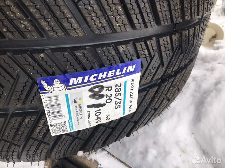 Michelin Pilot Alpin PA4 285/35 R20 и 255/40 R20