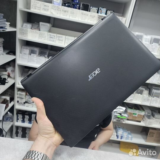 Ноутбук Acer Pew71 core i3