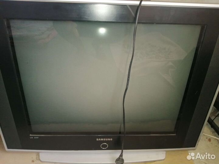 Телевизор samsung