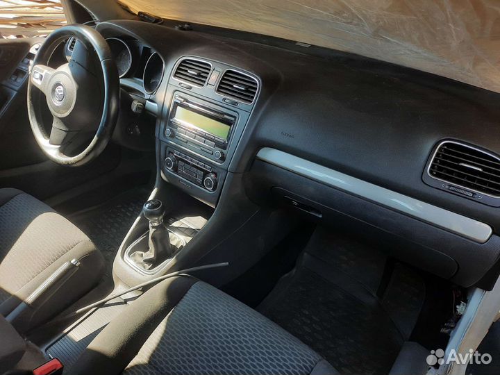 Салон VW Golf 6