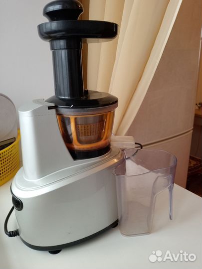 Соковыжималка шнековая kitfort