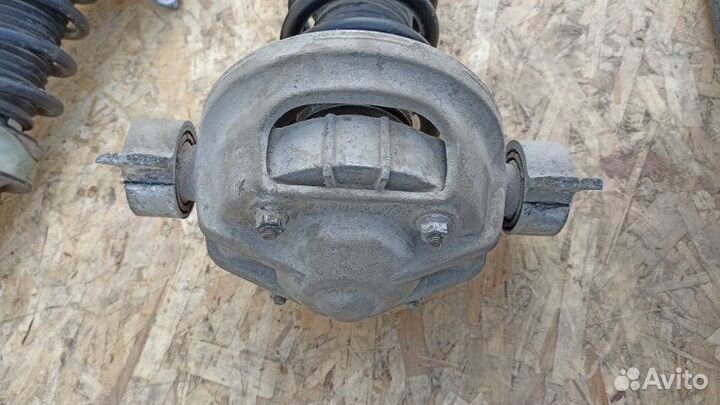 Амортизатор задний задний Porsche Cayenne 957