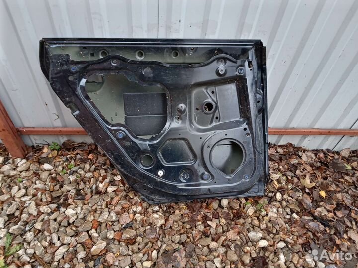 Задняя левая дверь Ауди А4 Audi A4 8E рестайлинг