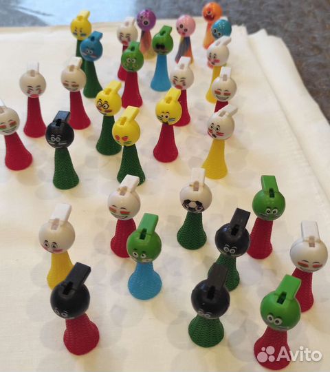 Завры,каваи, бравлы,скрепыши,треснутые,мячики