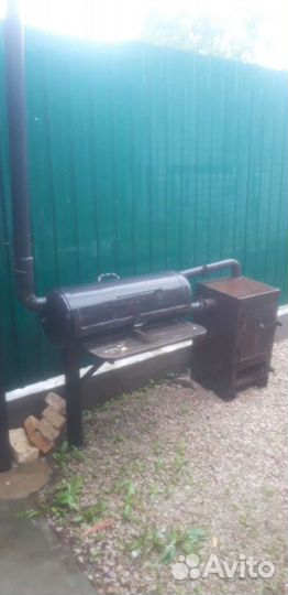 Шашлычница, коптилка, барбекю, шарабан