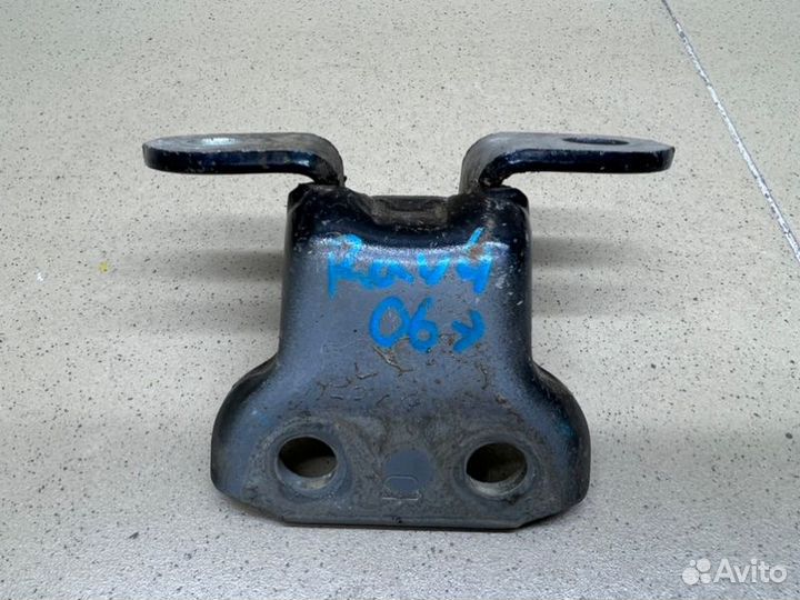 Петля двери передней левая Toyota Rav4 2006-2012