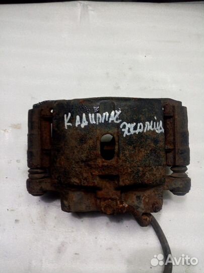 Суппорт передний Кадиллак Эскалейд