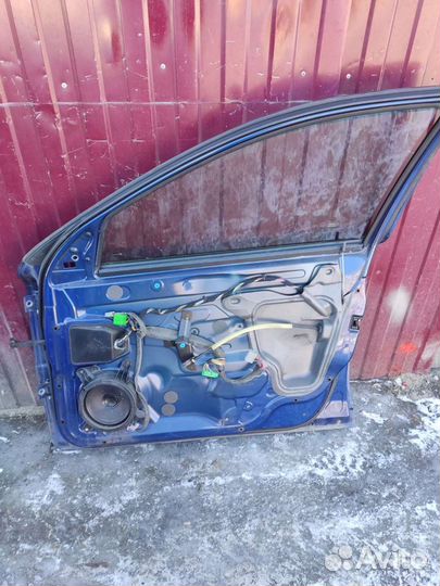 Дверь передняя правая Volvo xc 70 sz
