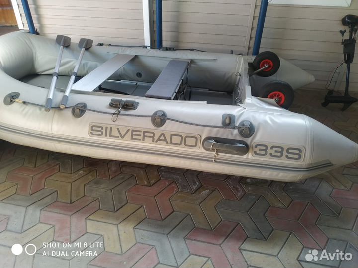 Моторная лодка