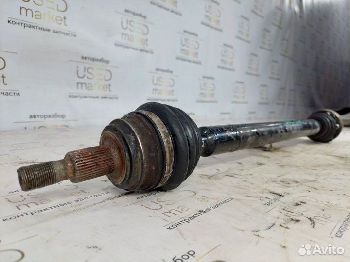 Привод передний правый Volkswagen Golf 4 1.6 AKL