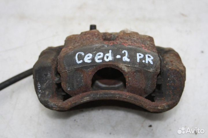 Суппорт передний правый KIA ceed II 2012-2018