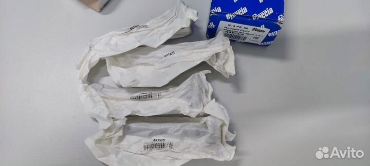 Клапан впускной Renault Logan,Clio,Megane,Largus